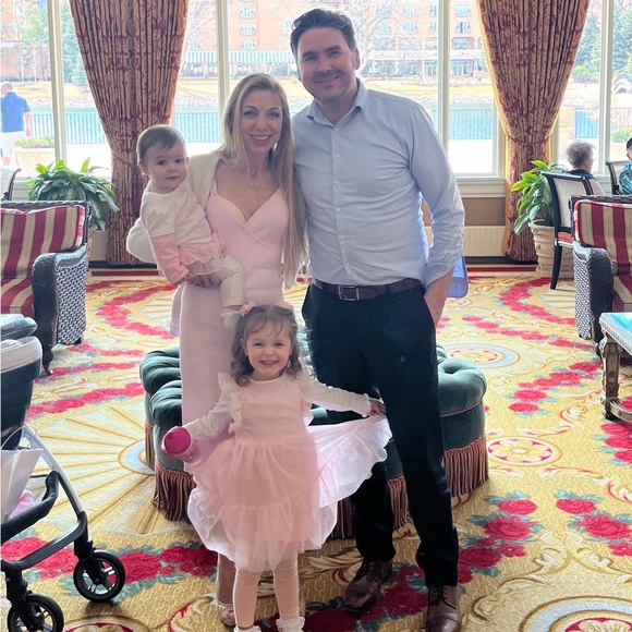 Meet your Posher, Linda - Picture 1 of 4